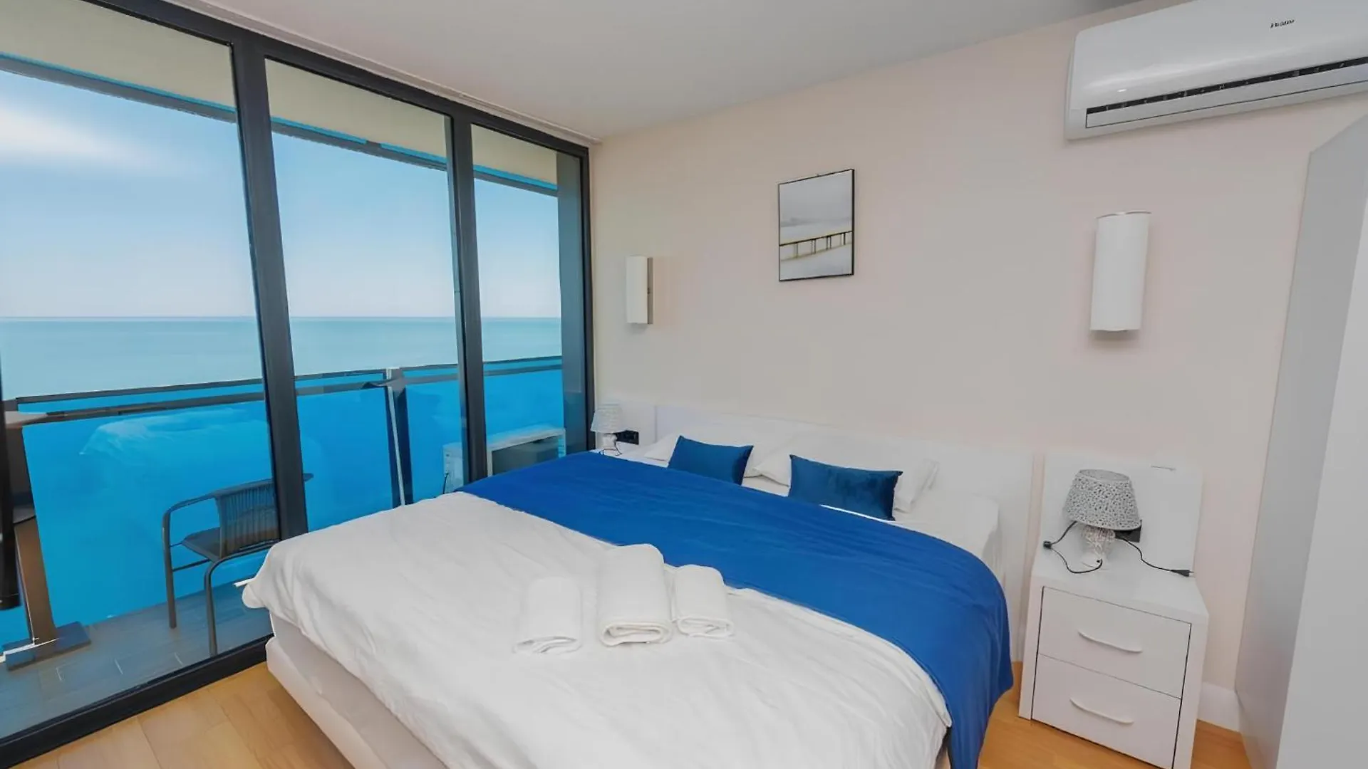 דירה באטומי Orbi City Luxury Aparthotel