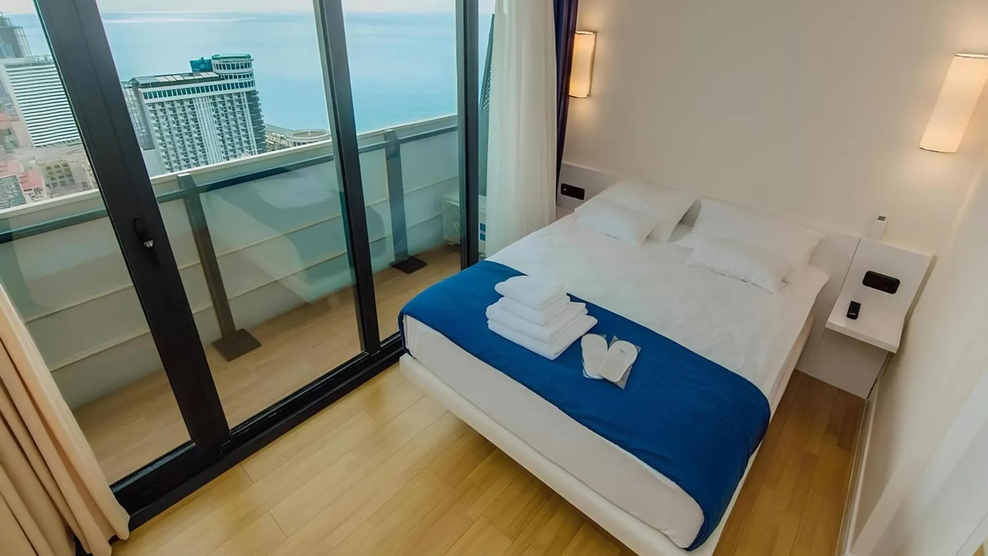 באטומי Orbi City Luxury Aparthotel 5*,  גאורגיה